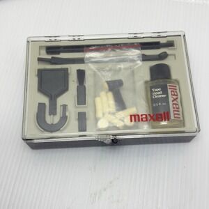 Maxell Tape Cassette Head Cleaner Kit - New in Case Complete W/Liquid